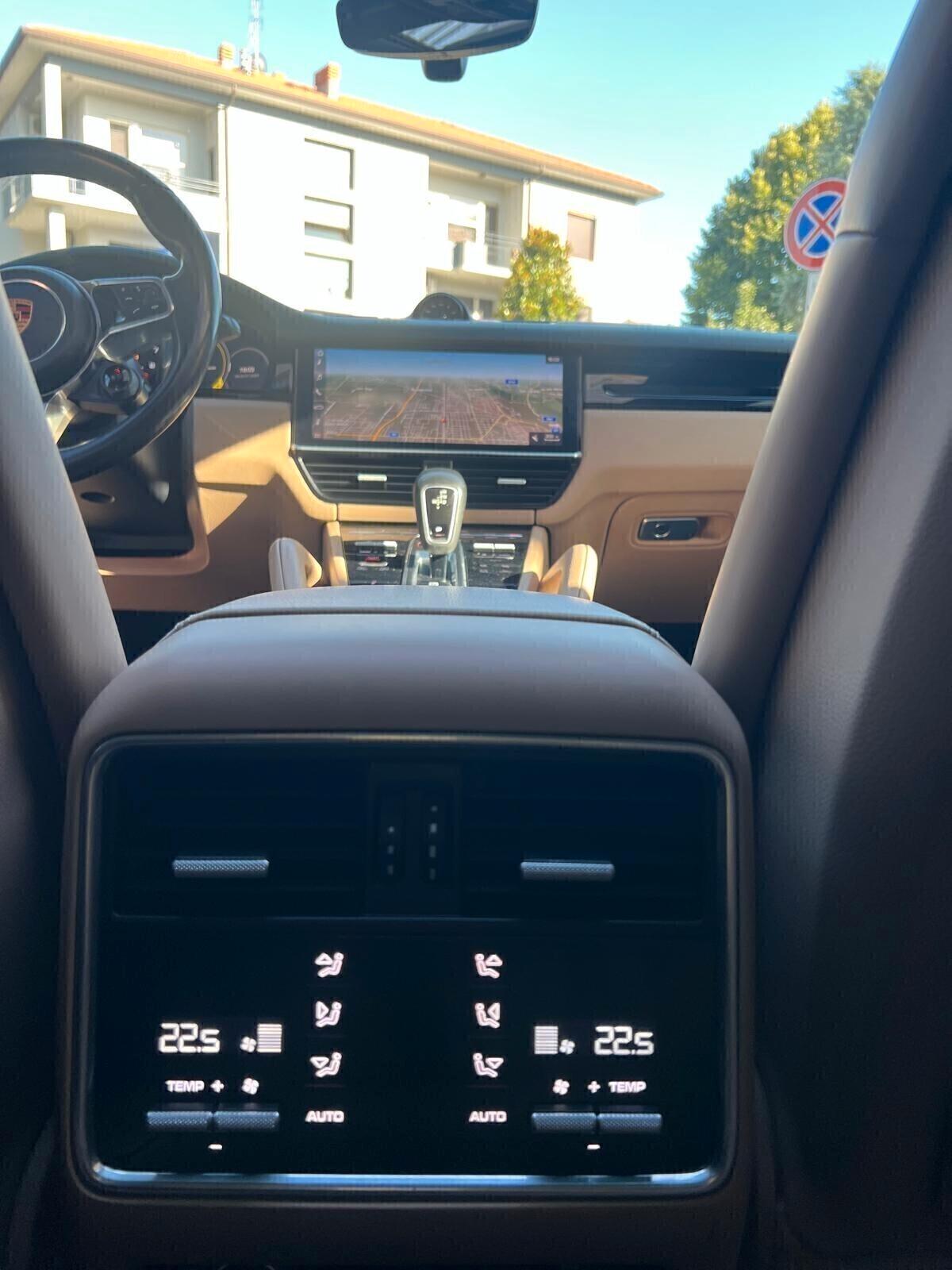 PORSCHE CAYENNE 2.9 V6 S 2018