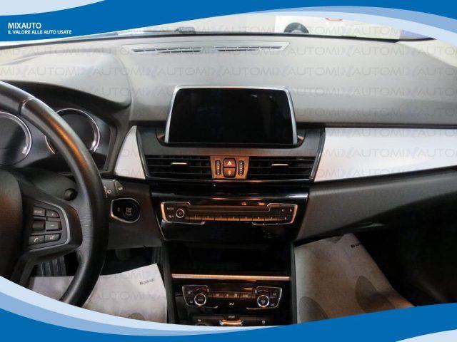 BMW 218 i Active Tourer Business EU6D-Temp