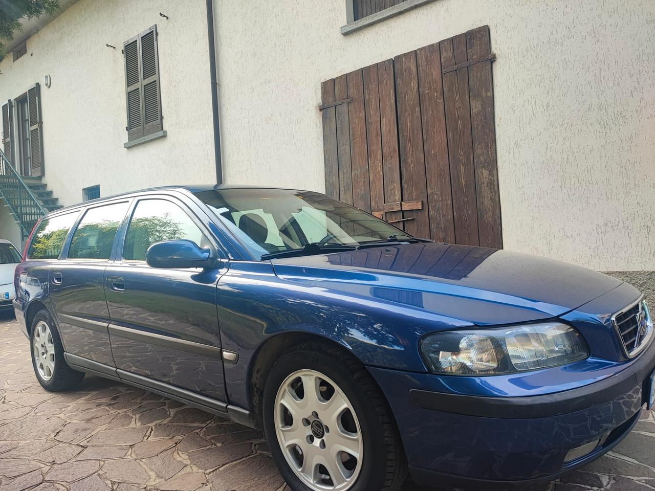 Volvo V70/XC70 2.4 b/GPL 170 CV storico lavori