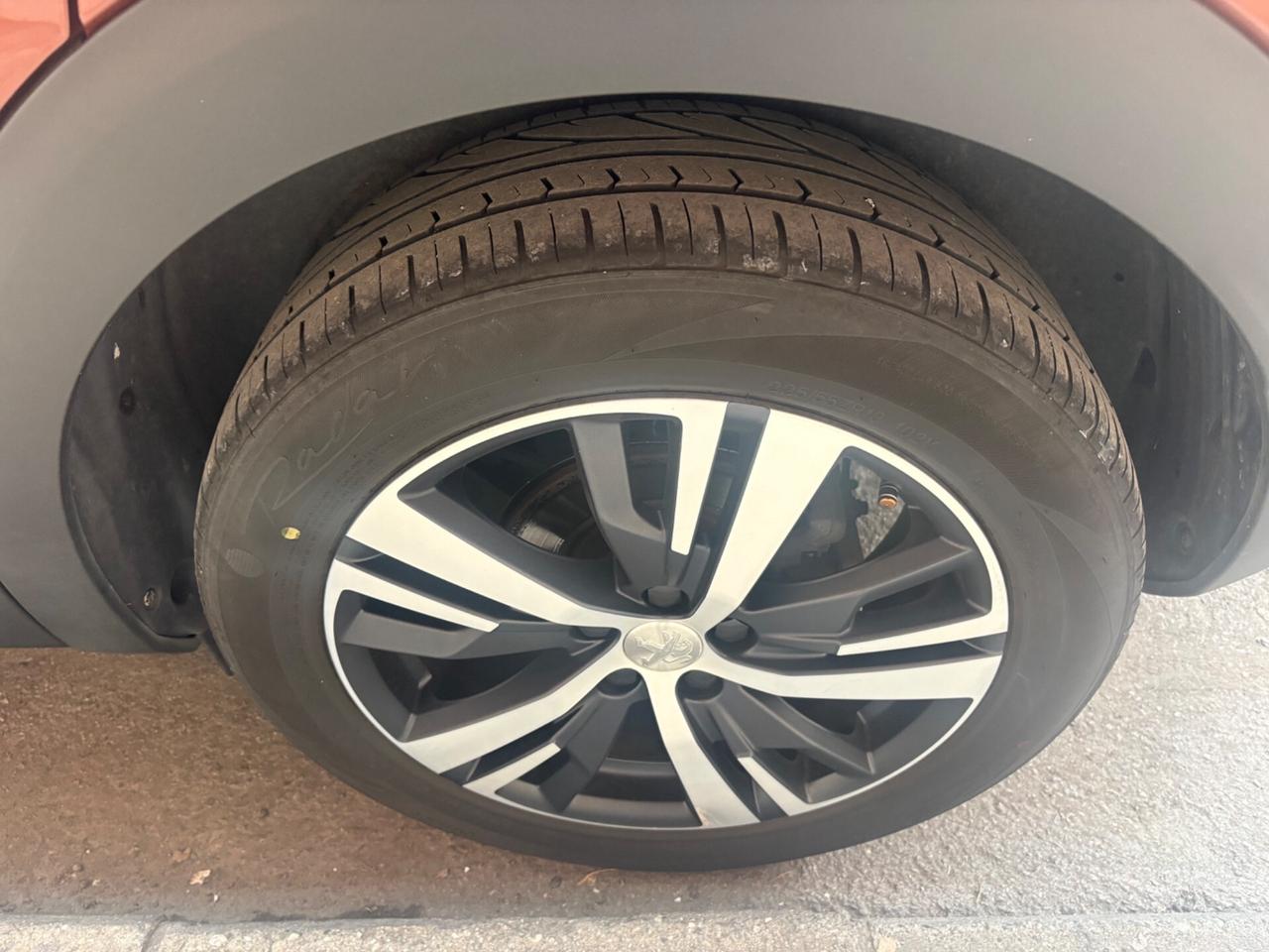 Peugeot 3008 BlueHDi 120 S&S GT Line ( 2017 )