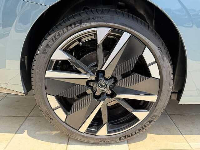 Peugeot 308 Plug-in Hybrid 195 e-DCS7 SW GT