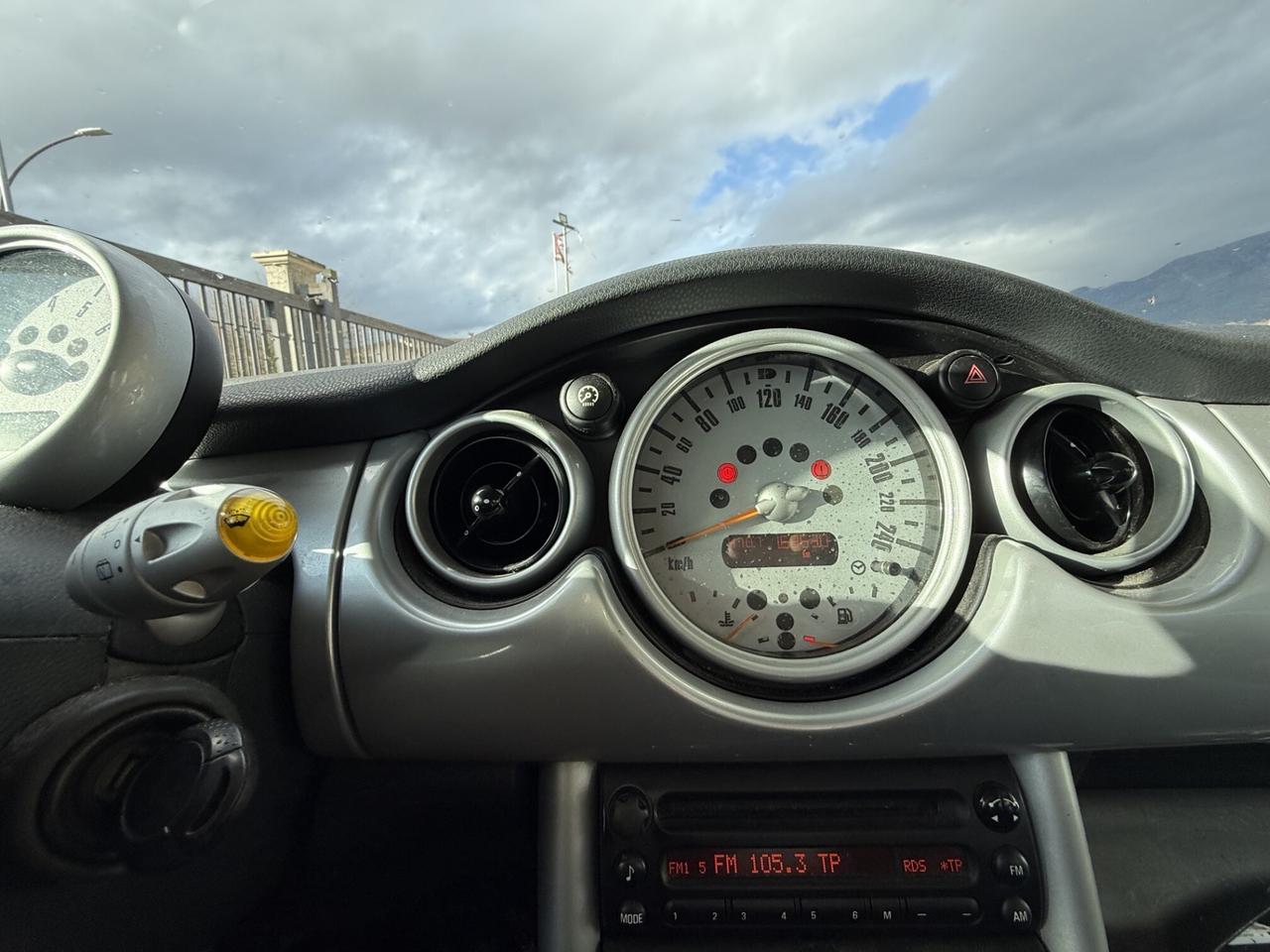 MINI COOPER 1.6 BENZINA OK NEOPATENTATI