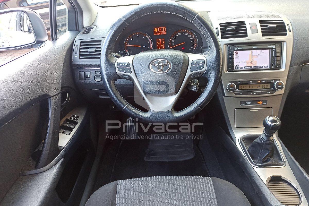 TOYOTA Avensis 2.0 D-4D Wagon Sol