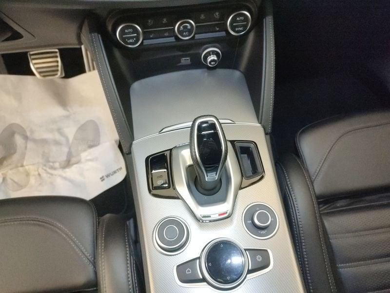 Alfa Romeo Stelvio 2.2 t Veloce Q4 210cv auto