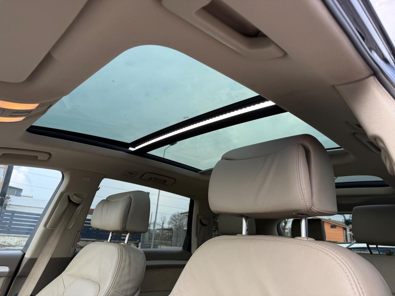 Audi Q7 3.0 V6 TDI 245 CV QUATTR0 7 POSTI