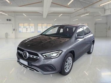 Mercedes GLA 200 200 D Business 8G-DCT