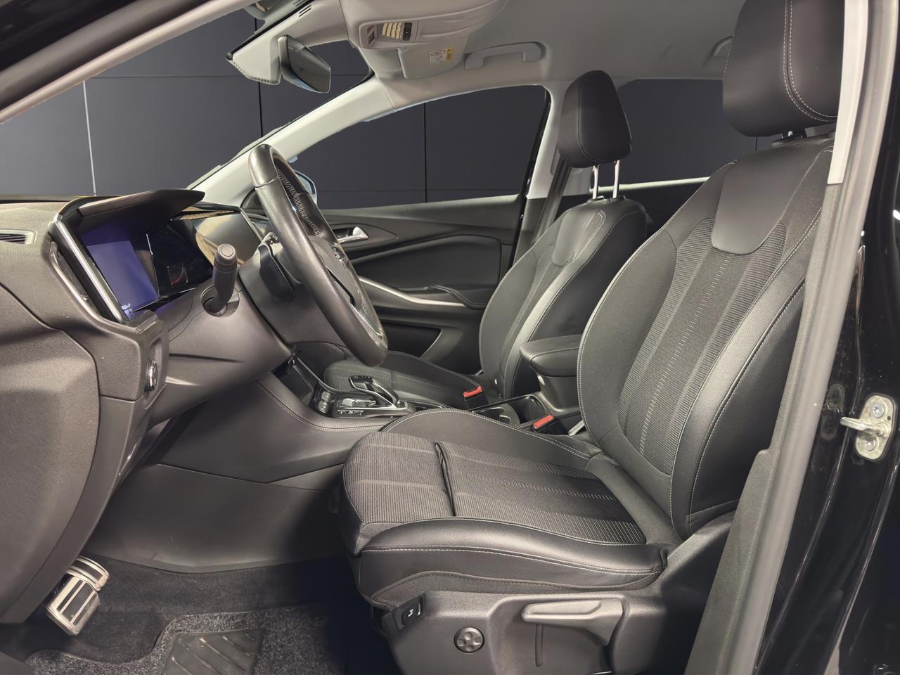 Opel Grandland 1.6 phev Business Elegance fwd 225cv auto
