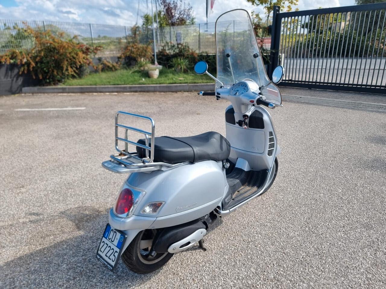 Piaggio Vespa 200 L GTS ASI