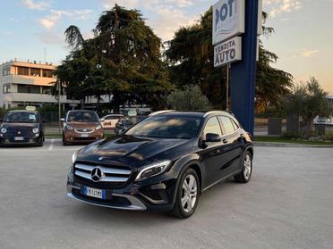 MERCEDES-BENZ GLA 180 Sport