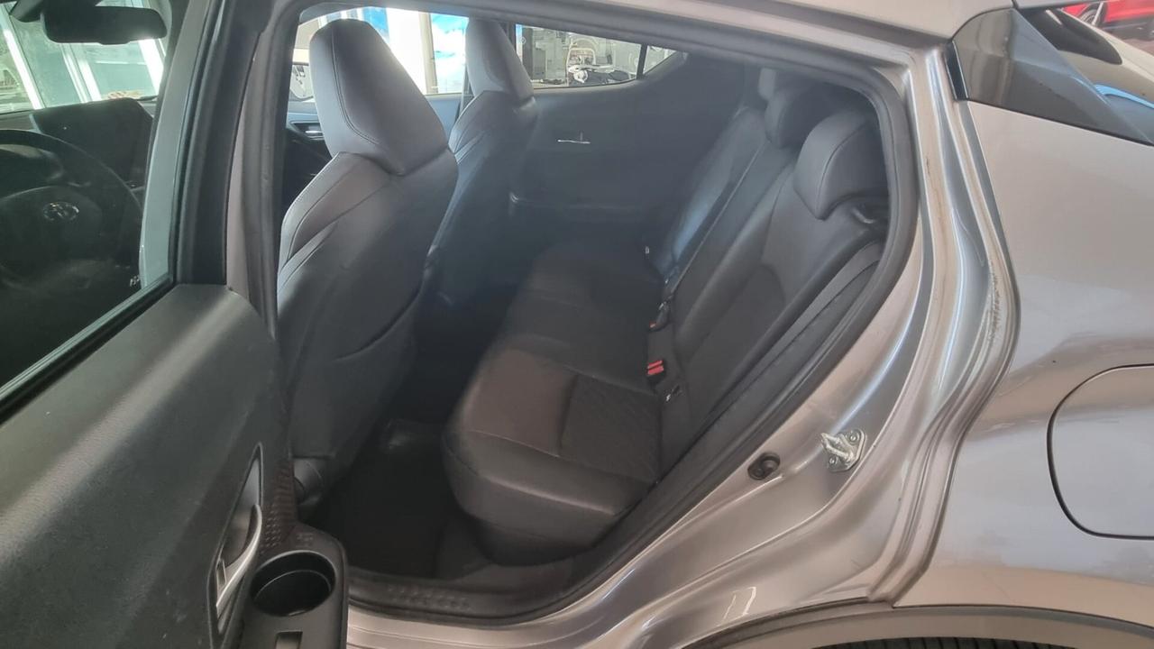 Toyota C-HR 1.8 Hybrid E-CVT Lounge