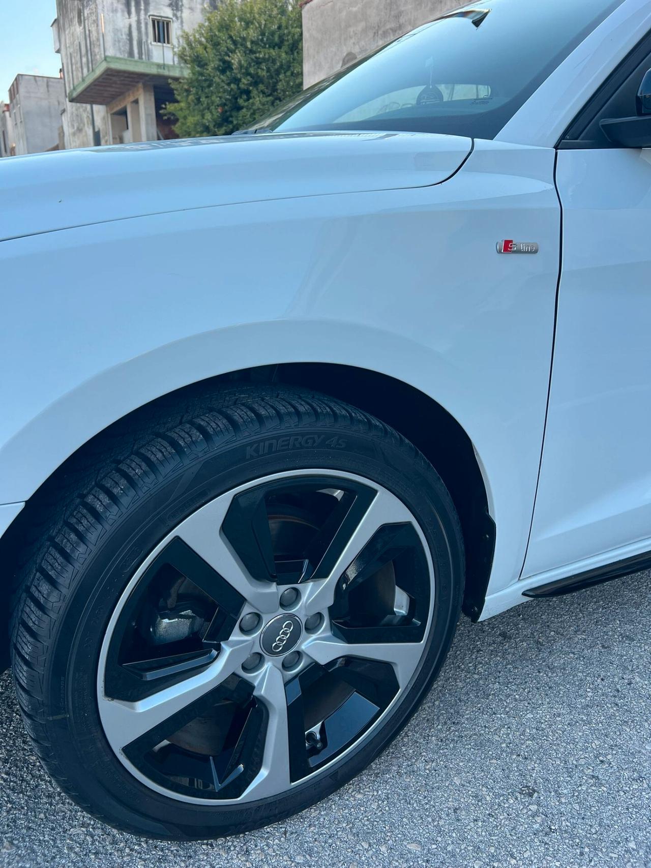 Audi A1 SPB 30 TFSI S tronic line edition
