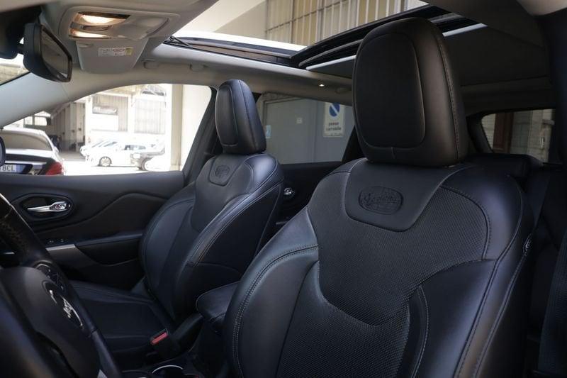Jeep Cherokee Jeep Cherokee 2.2 Mjt 195cv Overland 4WD Auto ANNO 2019