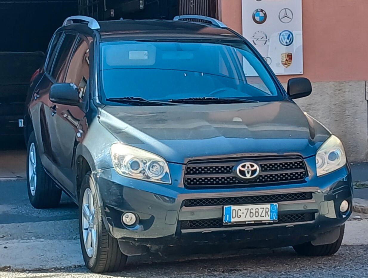 TOYOTA Rav4 Sol 2.200 D-4D 136cv 4WD