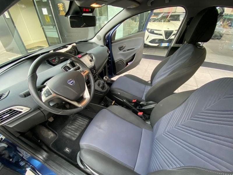 Lancia Ypsilon Ypsilon 1.2 69 CV 5 porte GPL Ecochic Silver