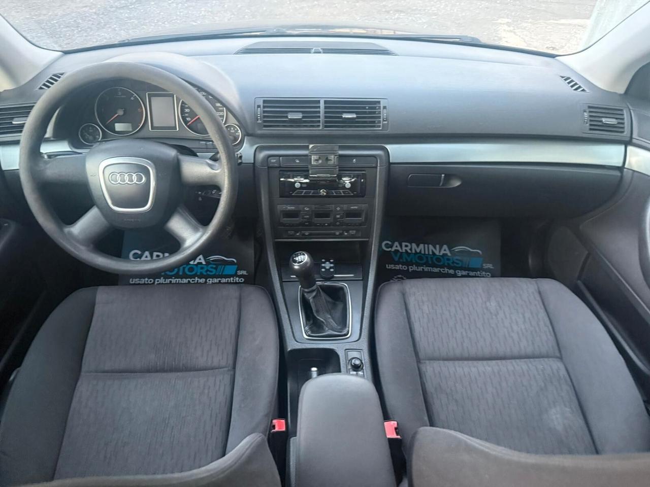 Audi A4 BERLINA MANUALE