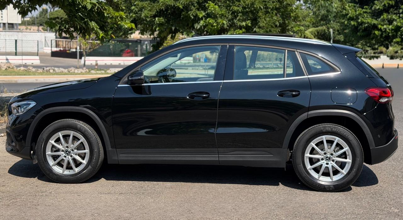 Mercedes GLA 200 d Sport 150CV TETTO/FULL LED