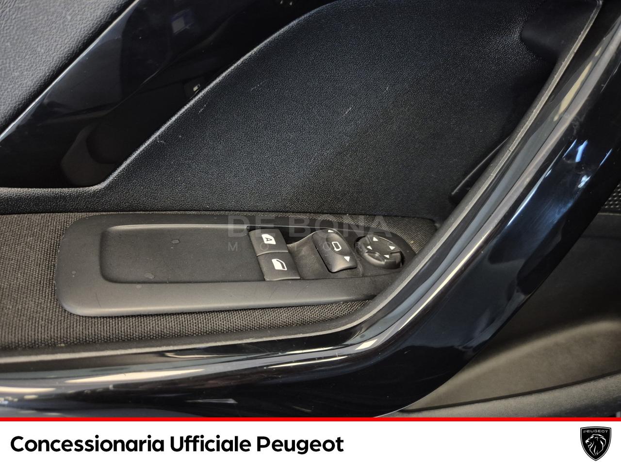 Peugeot 208 5p 1.2 puretech allure 82cv