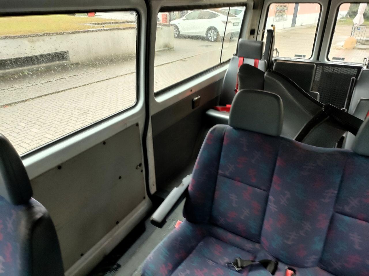 Mercedes Sprinter 2.3 D 9 posti-trasporto disabili