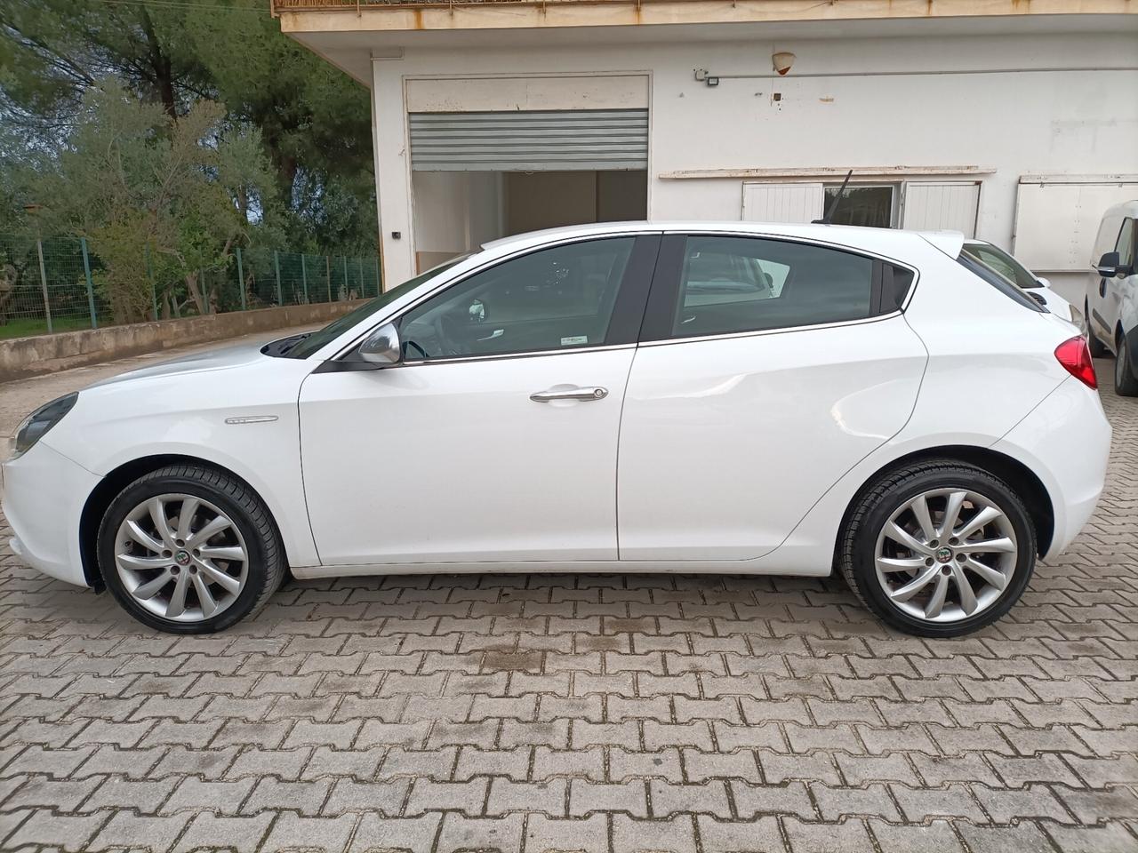 Alfa Romeo Giulietta 1.6 JTDm 120 CV