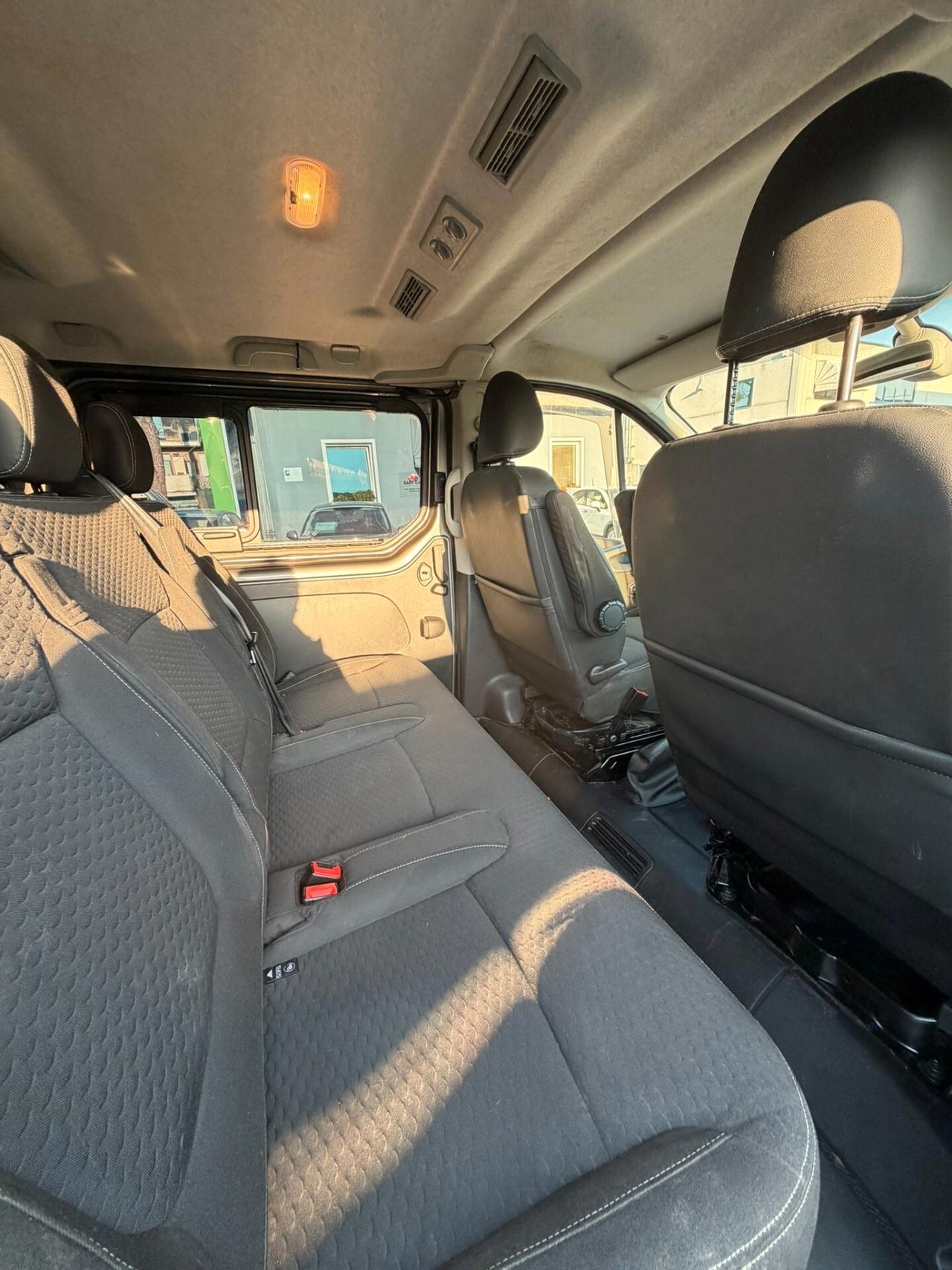 Opel Vivaro 1.6 Biturbo CDTI Combi L1H1 2,9t