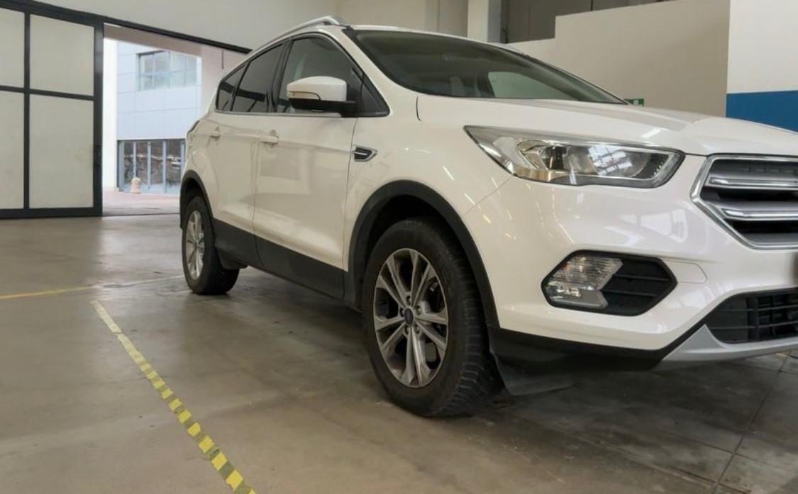 Ford Kuga 1.5 TDCI 120 CV S&S 2WD Titanium