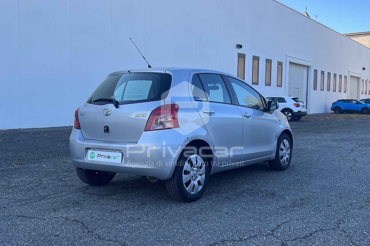 TOYOTA Yaris 1.0 5 porte Sol