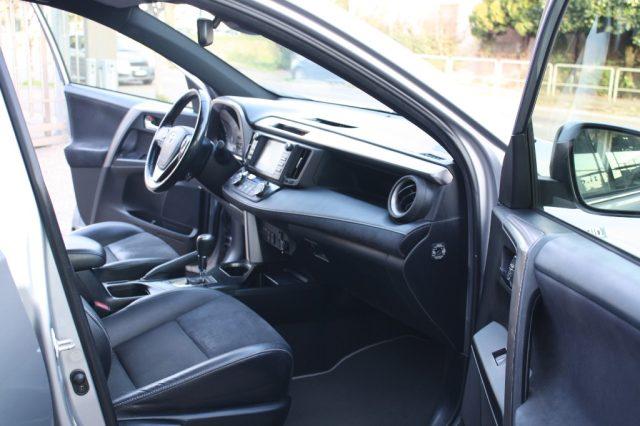 TOYOTA RAV 4 MY23 RAV4 2.5 Hybrid 2WD Lounge