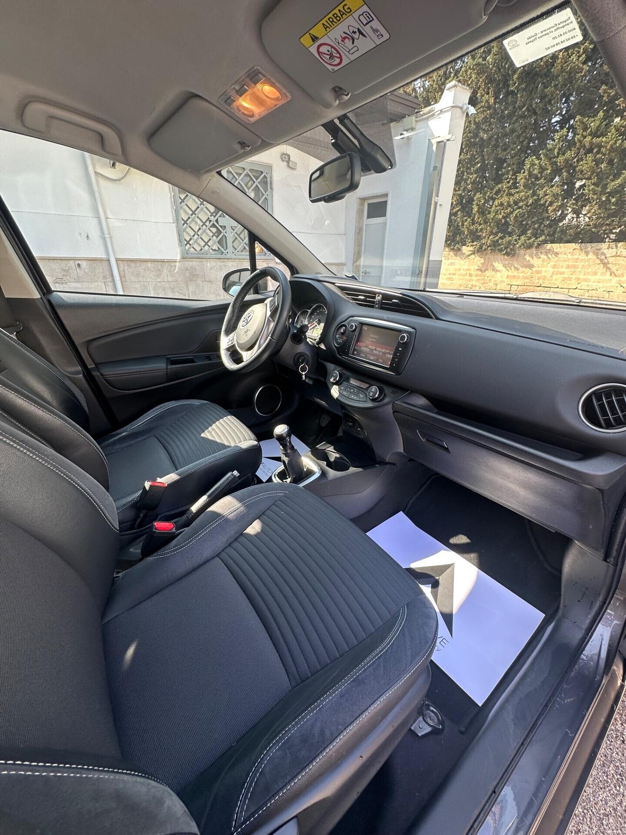 Toyota Yaris 1.0 5 porte Lounge