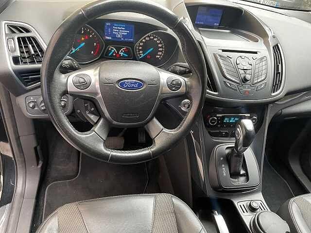 Ford Kuga 2.0 TDCI 150 CV S&S 4WD Powershift Titanium