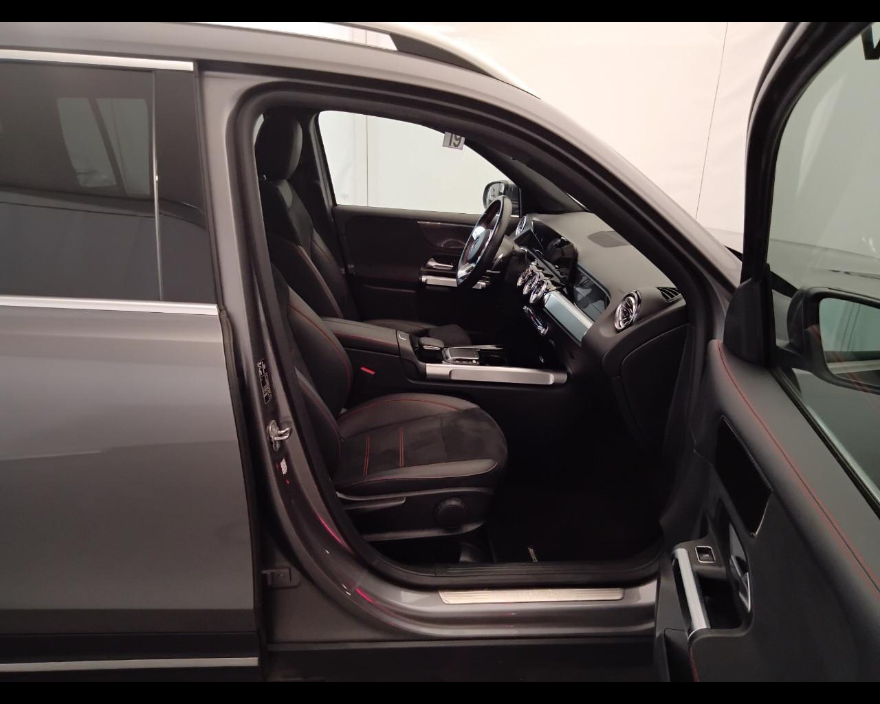 Mercedes-Benz GLB - X247 2019 - GLB 200 d Premium auto