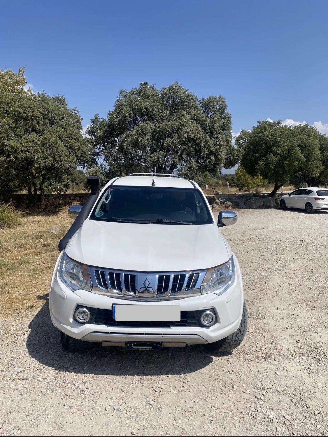 Mitsubishi L200 2.4 DI-D/181CV Double Cab Spartan Hp SDA Special Ed.