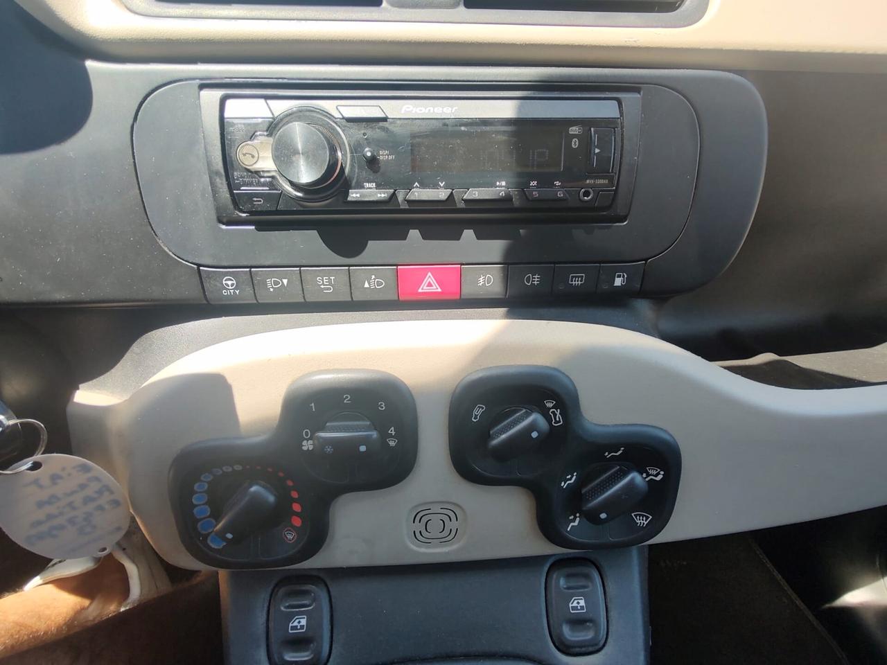Fiat Panda 0.9 TwinAir Turbo Natural Power Easy, 80CV, BENZINA\METANO, EURO 5B, OK NEOPATENTATI, GARANZIA L.12 MESI