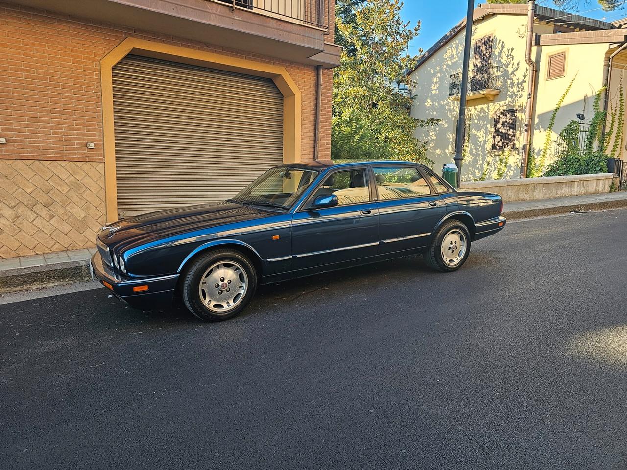 Jaguar XJ XJ6 3.2 cat sport