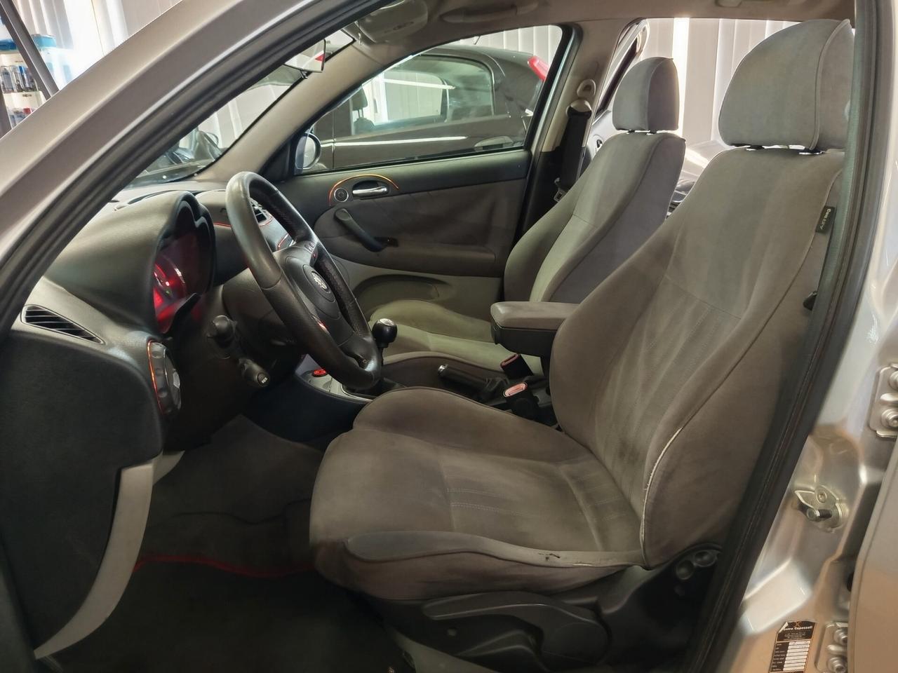 Alfa Romeo 147 1.9 JTD M-JET 16V 5 porte Exclusive