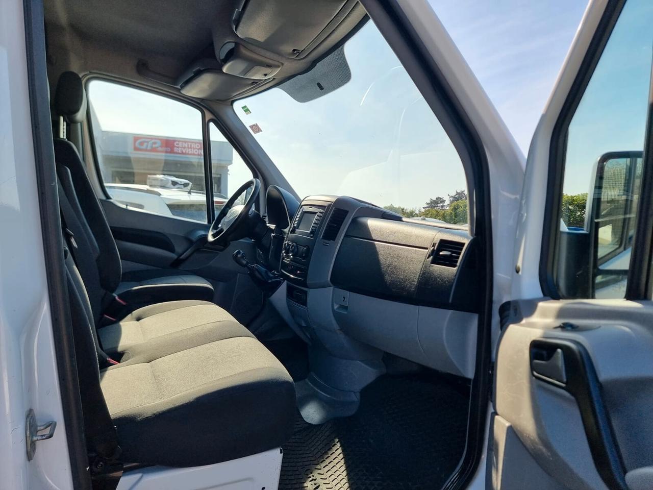 Volkswagen CRAFTER DIESEL 2.0 TDI TRASPORTO PANE-PRODOTTI FARMACEUTICI