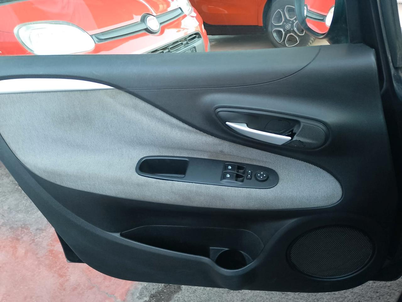Fiat Punto Evo 1.4 5 porte Active GPL