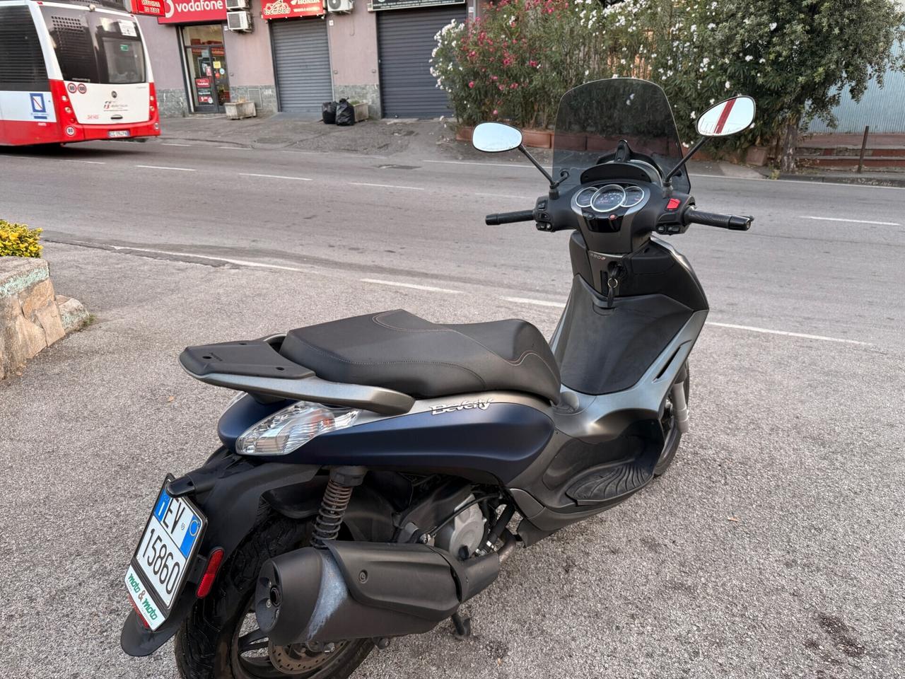 Piaggio Beverly 350
