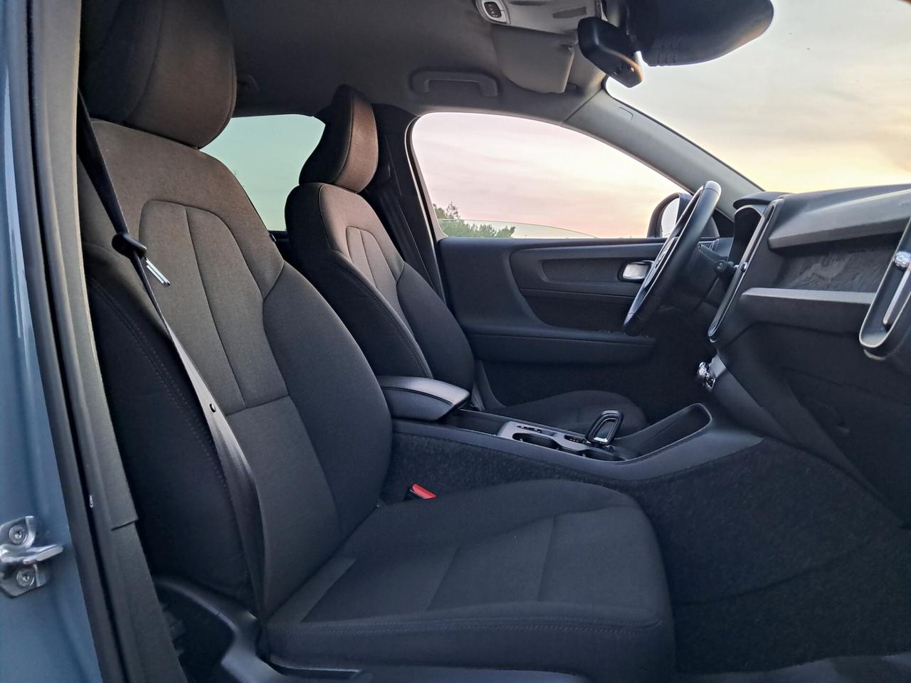 Volvo XC40-2.0-150CV*CAM*LED*NAVI