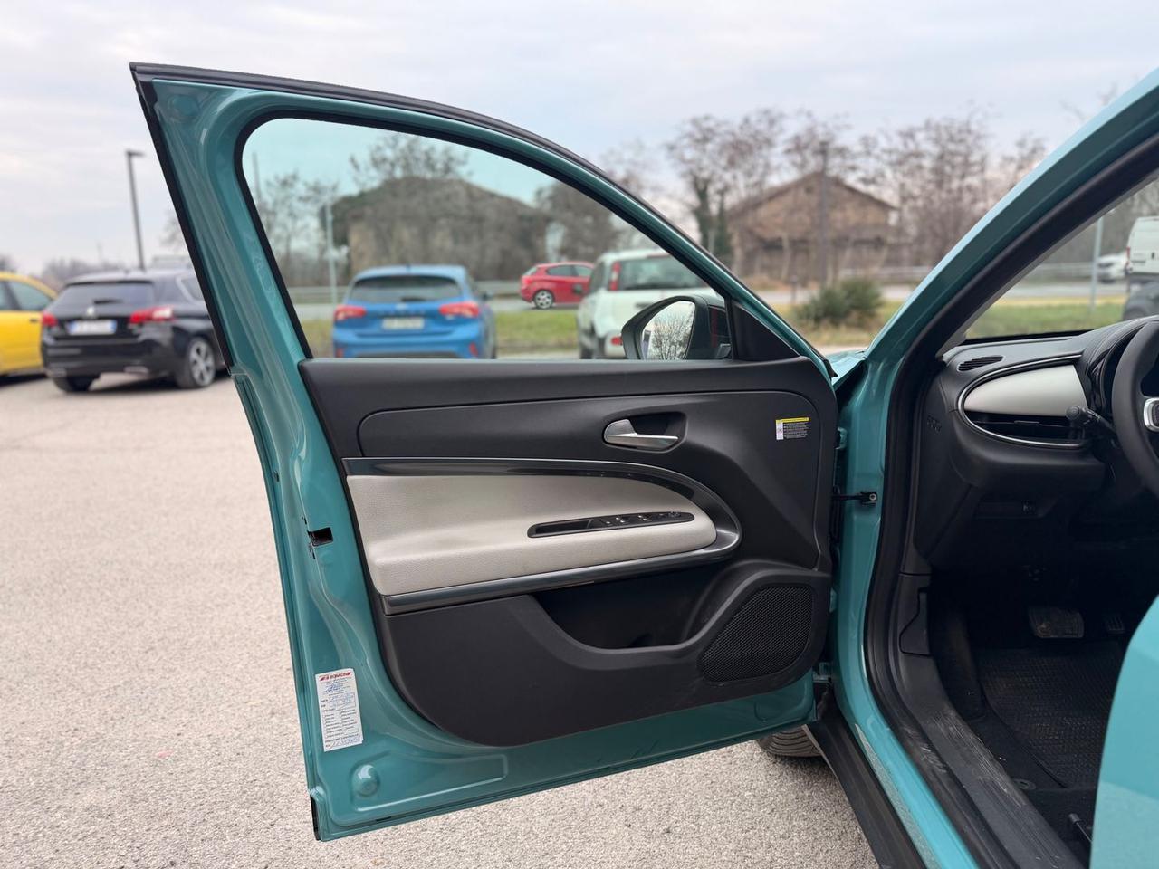 Fiat 600 La Prima 600-e #8647