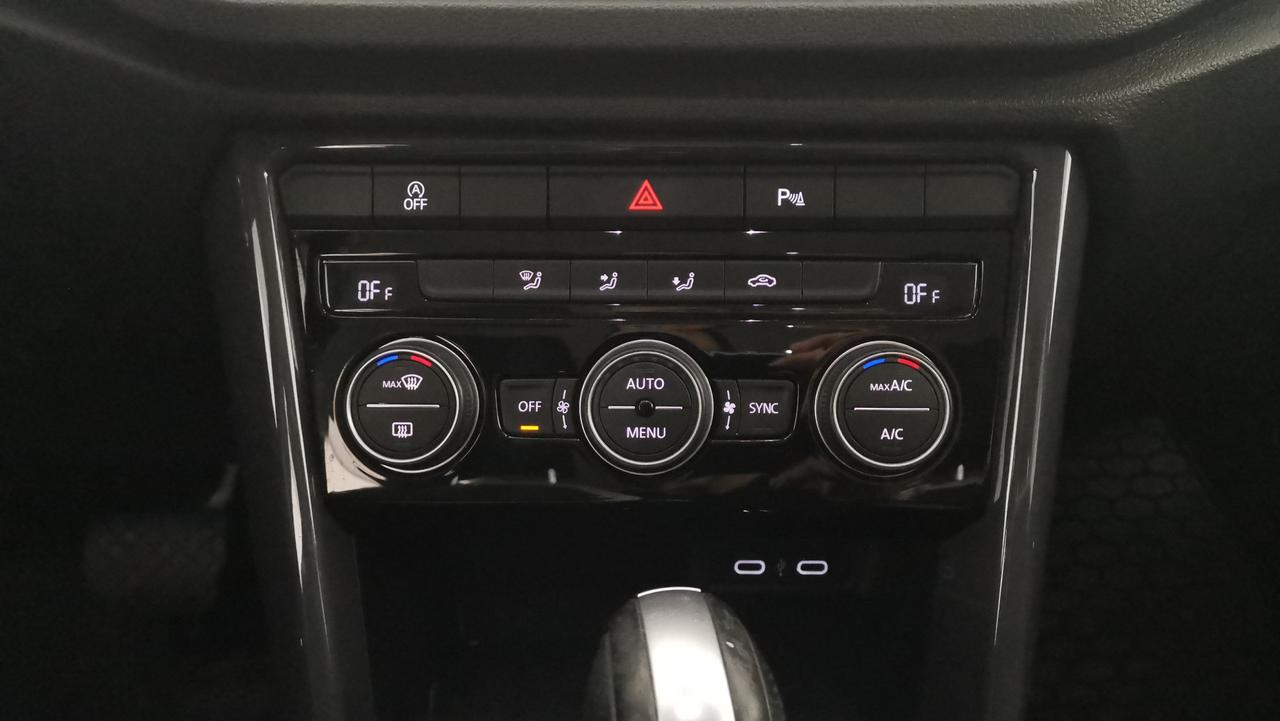 VOLKSWAGEN T-Roc 2017 - T-Roc 1.5 tsi Advanced dsg