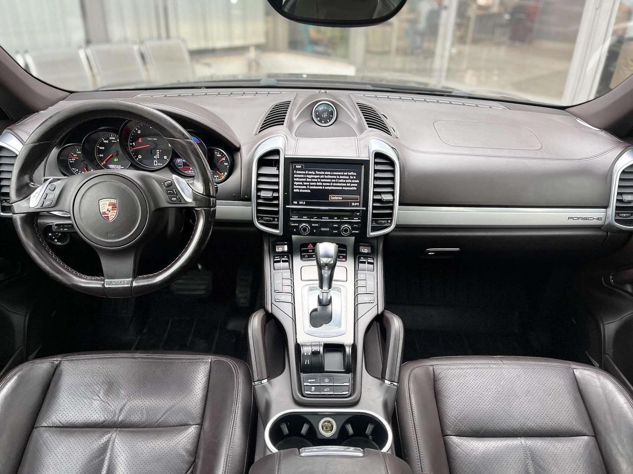 Porsche Cayenne 3.0 Diesel 240CV E5 - 2011