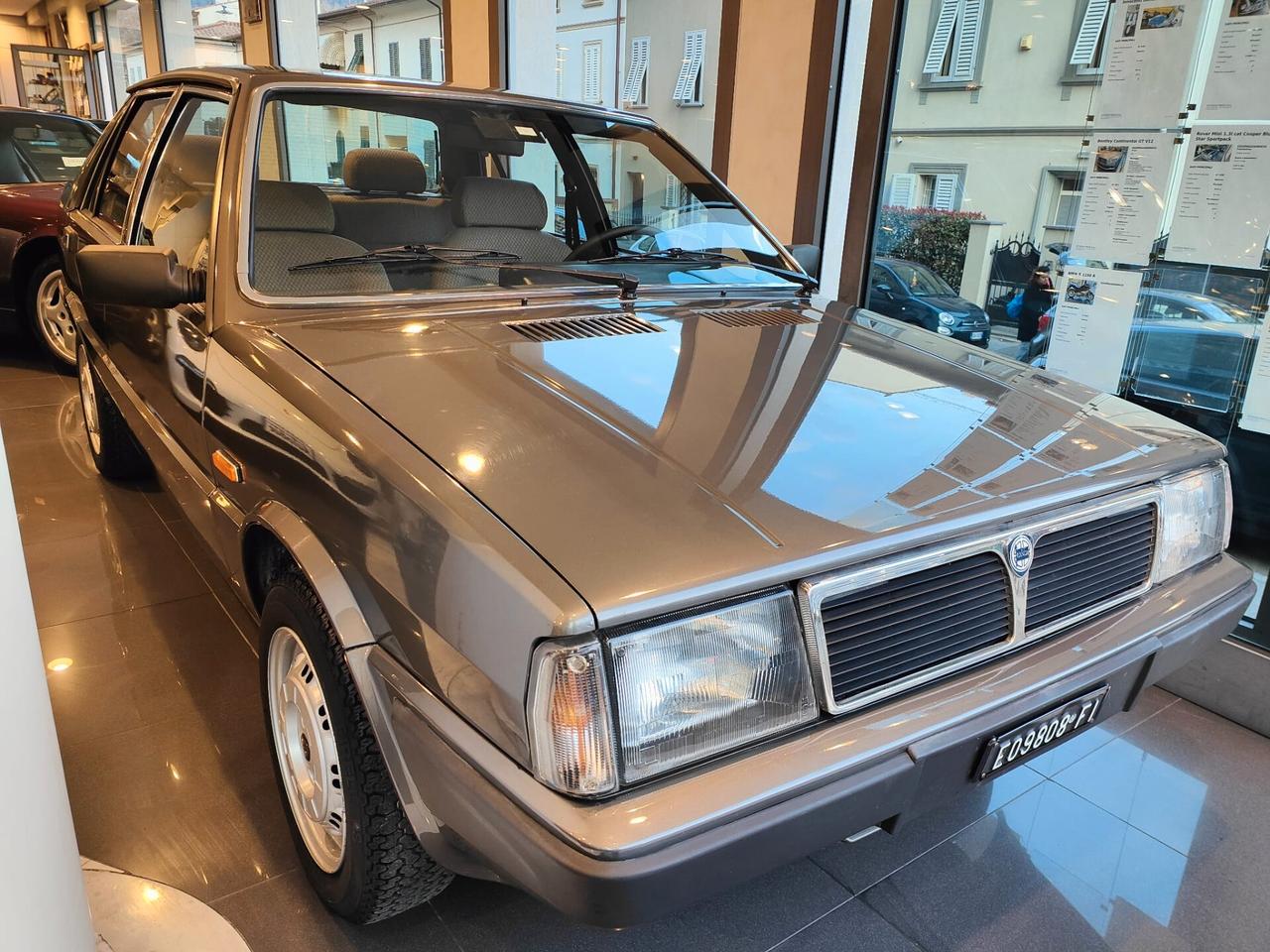 Lancia Prisma 1.6 - 4.970 KM - Pari al nuovo