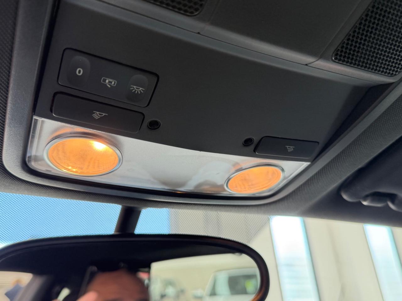 Volkswagen Maggiolino 1.6 TDI DSG Design