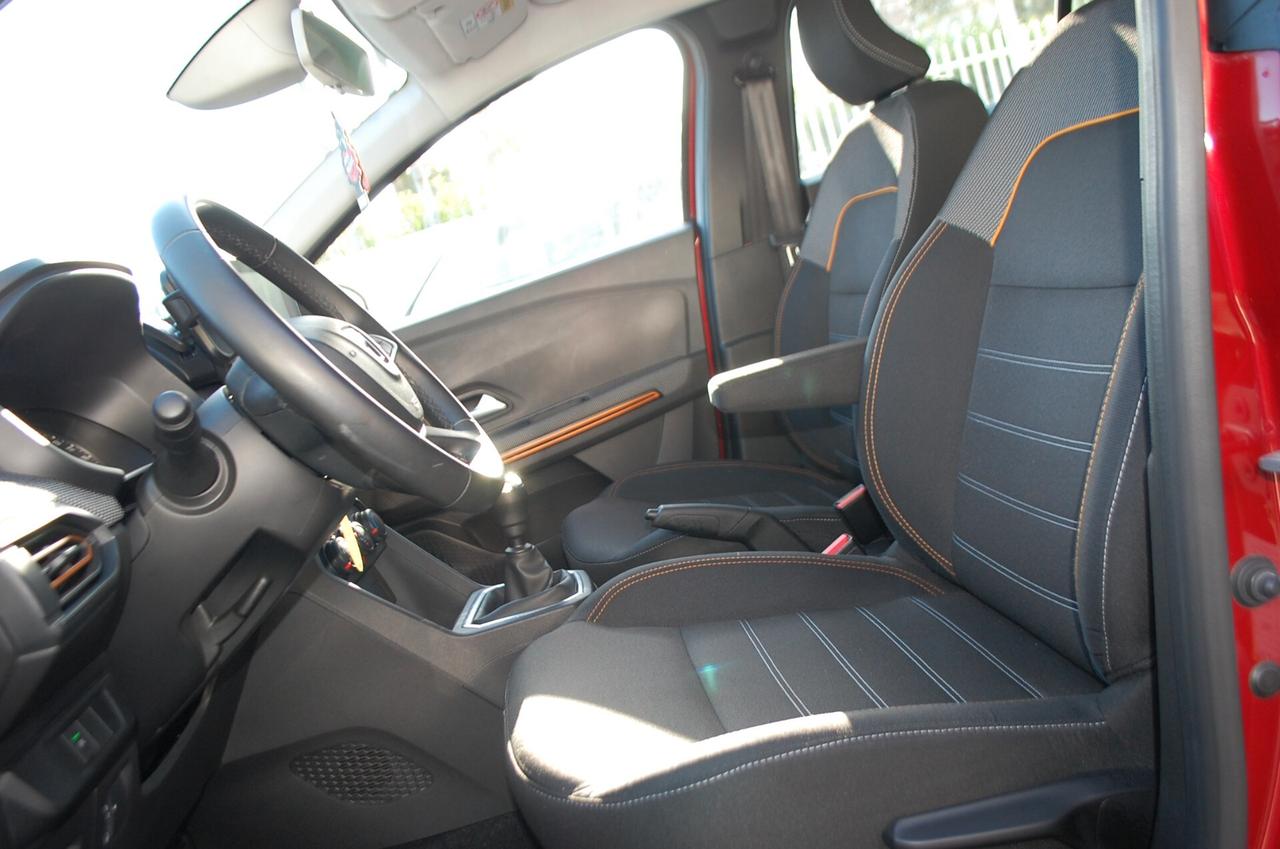 Dacia Sandero Stepway 1.0 tce Comfort Eco-g 100CV Uff Italy Led USB