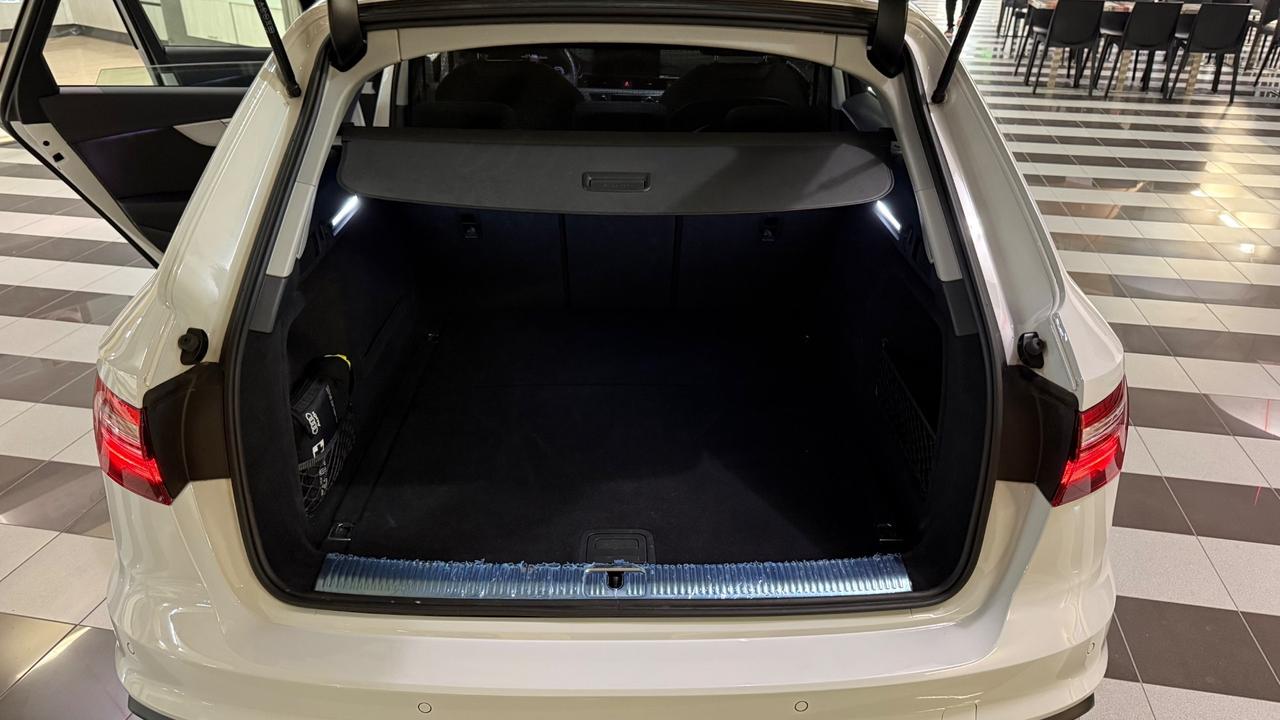 Audi A4 Avant 35 TDI/163 CV S tronic Business Advanced