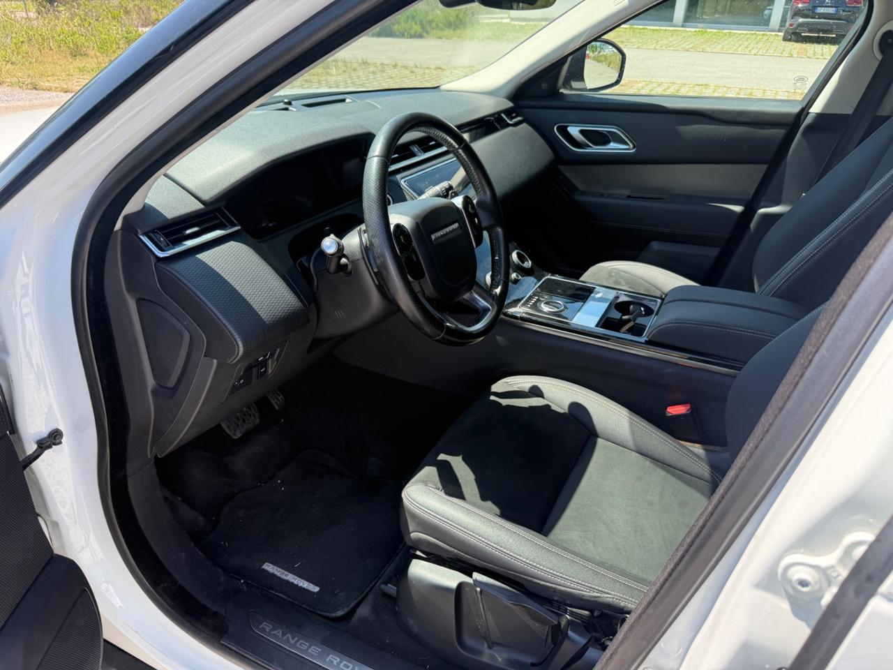 Land Rover Range Velar 2.0 TD4 180 CV R-Dynamic HSE