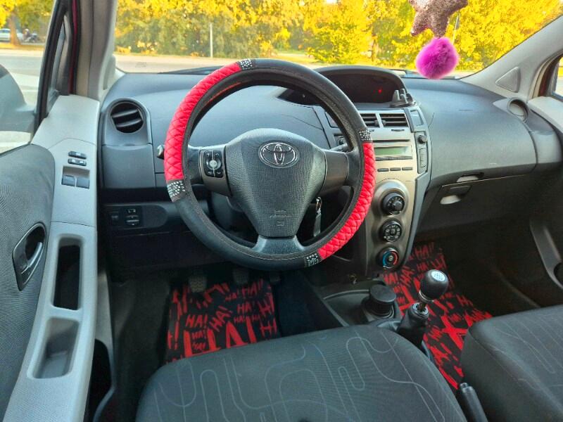 TOYOTA Yaris 2ª serie Yaris 1.0 5 porte