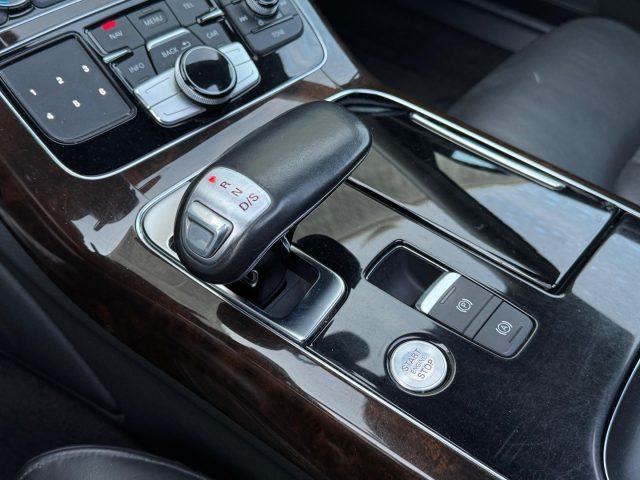 AUDI A8 3.0TDI 258CV quattro tiptronic TETTO/TELECAMERA