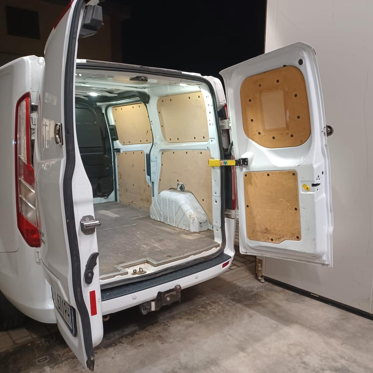 TENUTO IN MODO MANIACALE TRANSIT 1.6 3 POSTI