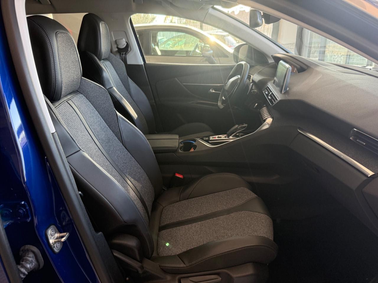 Peugeot 3008 BlueHDi 130 S&S Allure